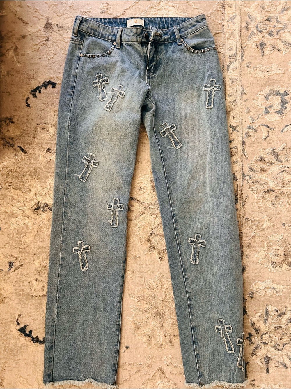 Austin Landing Cross Patch Studded Straight Leg Jeans